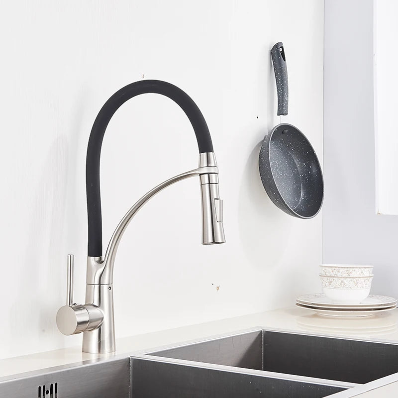 Brushed Nickel Rubber Kitchen Faucet Mixer Tap Rotation Pull Down Stream Sprayer Taps Hot Cold Water Tap One Handle Kitchen Tap